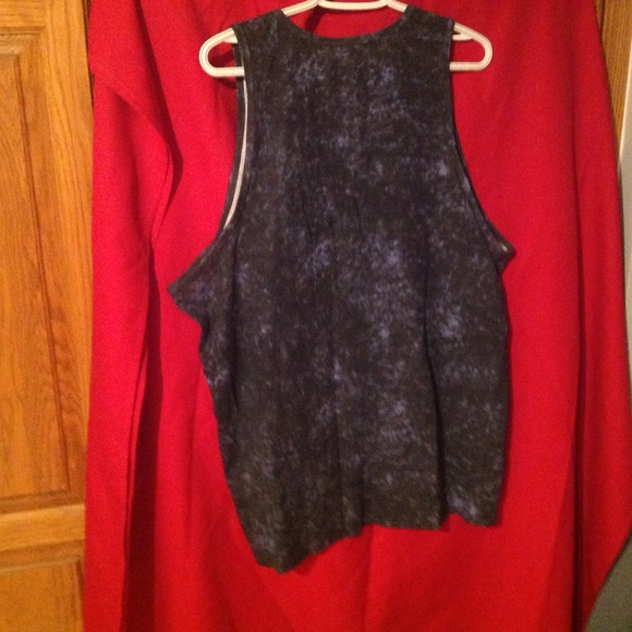 Black Magic Mushroom tank top - Picture 3 of 4
